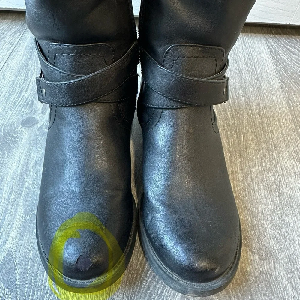 Guess Boots - Picture 11 of 11